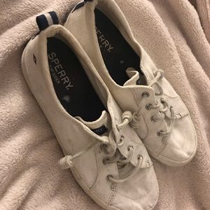 White Sperrys size 9